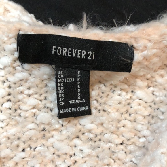 Cozy sweater - Size small - Picture 3 of 3